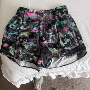lulu shorts multicolor